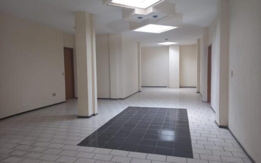 RENTA DE OFICINAS EN CENTRO DE APATZINGÁN.