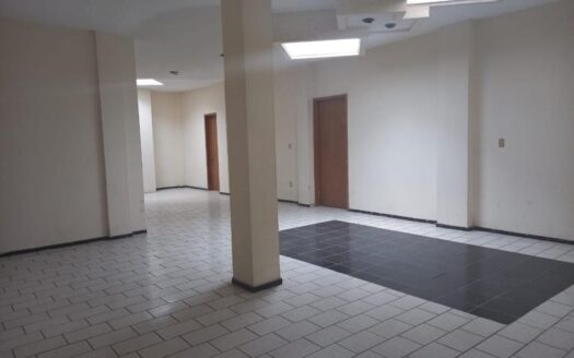 RENTA DE OFICINAS EN CENTRO DE APATZINGÁN.