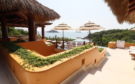 RESIDENCIA EN VENTA ARCANO IXTAPA , ZIHUATANEJO