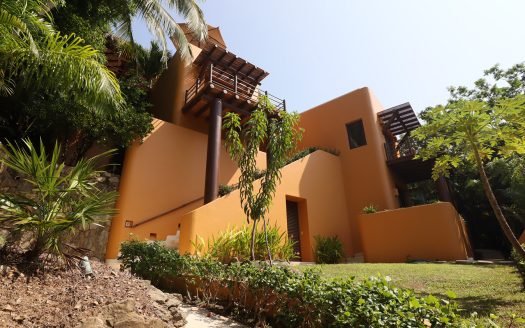 RESIDENCIA EN VENTA ARCANO IXTAPA , ZIHUATANEJO