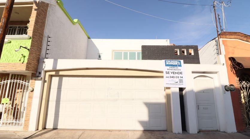CASA EN VENTA EN MORELIA