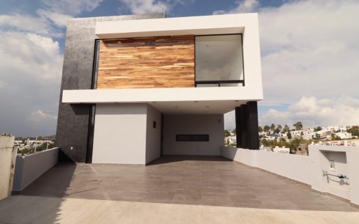 CASA EN VENTA EN MORELIA