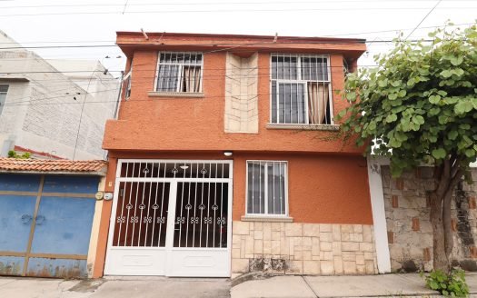 CASA EN VENTA EN MORELIA