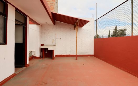 SE RENTA EDIFICIO EN MORELIA, CENTRO HISTÓRICO.