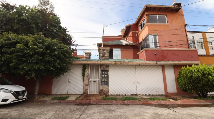CASA EN VENTA EN MORELIA