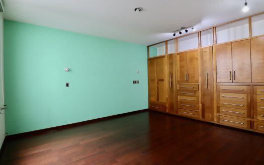 EDIFICIO EN VENTA COL BOSQUE CAMELINAS: