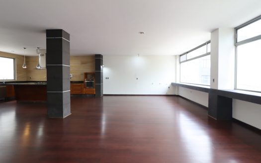 EDIFICIO EN VENTA COL BOSQUE CAMELINAS: