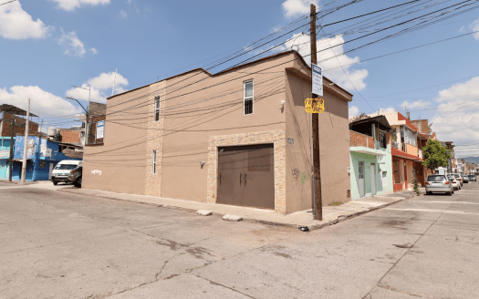 CASA EN VENTA EN MORELIA