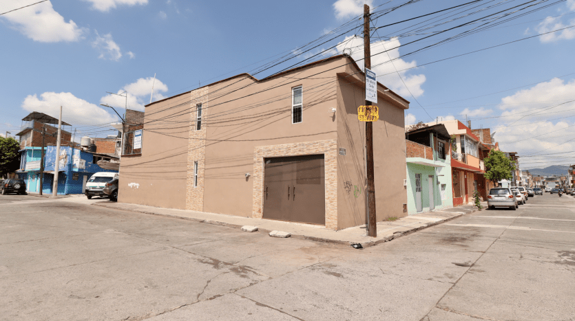 CASA EN VENTA EN MORELIA