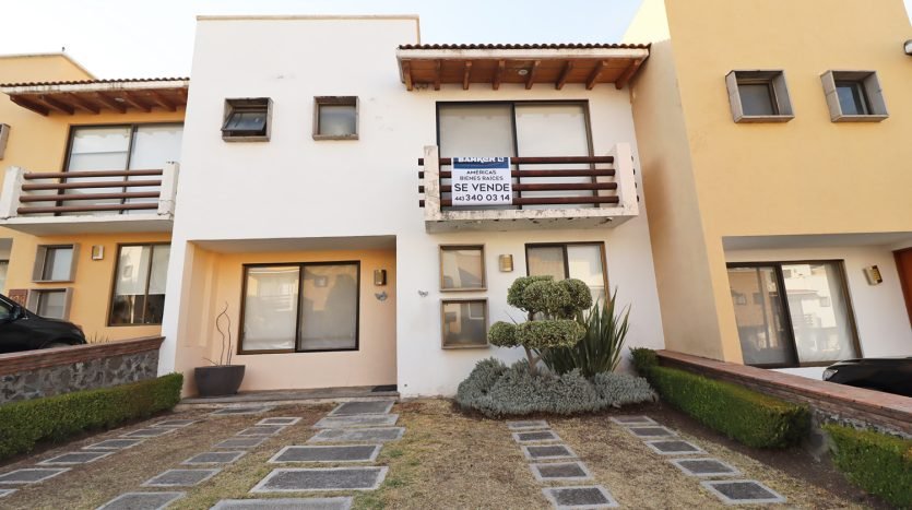 CASA EN VENTA EN MORELIA