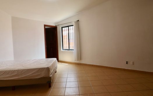 CASA EN VENTA AL SUR DE LA CIUDAD DE MORELIA, ZONA SANTA MARÍA