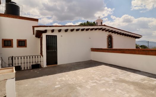 CASA EN VENTA AL SUR DE LA CIUDAD DE MORELIA, ZONA SANTA MARÍA