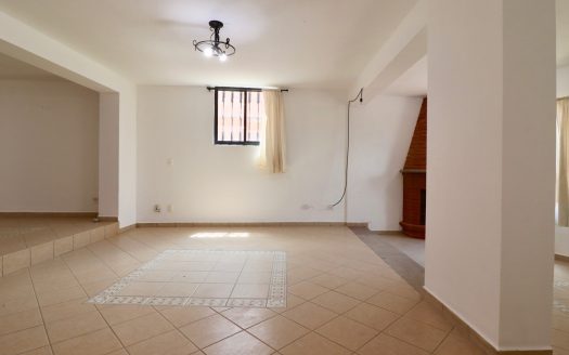 CASA EN VENTA AL SUR DE LA CIUDAD DE MORELIA, ZONA SANTA MARÍA