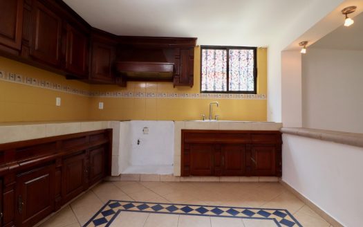 CASA EN VENTA AL SUR DE LA CIUDAD DE MORELIA, ZONA SANTA MARÍA