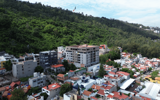 PENTHOUSE EN VENTA PALMAS BOSQUE CAMELINAS