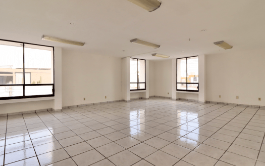 EDIFICIO EN RENTA EN MORELIA, CHAPULTEPEC SUR