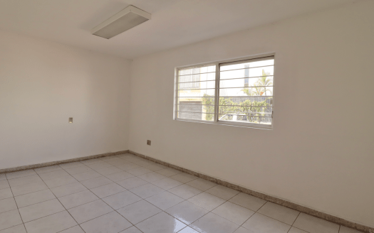 EDIFICIO EN RENTA EN MORELIA, CHAPULTEPEC SUR