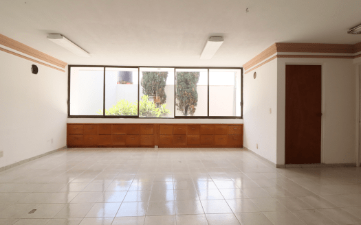 EDIFICIO EN RENTA EN MORELIA, CHAPULTEPEC SUR