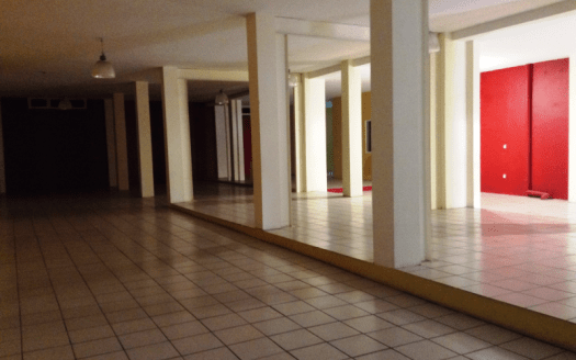 EDIFICIO EN RENTA EN EL CENTRO DE APATZINGÁN