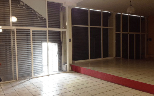LOCAL COMERCIAL EN RENTA EN EL CENTRO DE APATZINGÁN