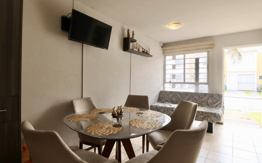 CASA EN VENTA EN CAÑADAS DEL BOSQUE, TRES MARÍAS, MORELIA
