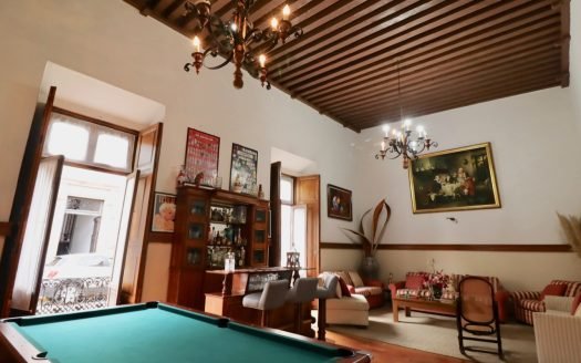 SE VENDE CASONA EN MORELIA, CENTRO HISTÓRICO.