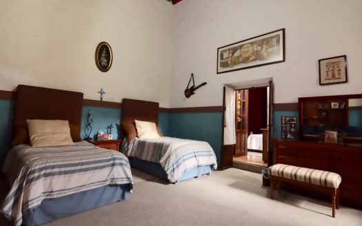 SE VENDE CASONA EN MORELIA, CENTRO HISTÓRICO.