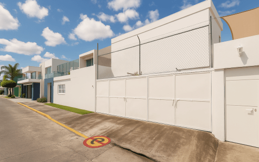 CASA EN VENTA CHAPULTEPEC NORTE, MORELIA