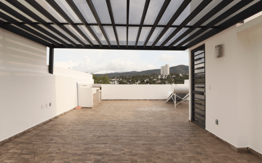 Casa en Venta en Altozano, Morelia. Con Acceso a Cancha de Padel.