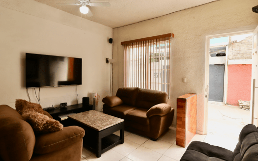 DOS CASAS EN VENTA EN MORELIA, SANTIAGUITO