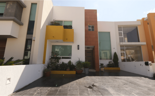 CASA EN VENTA EN MORELIA