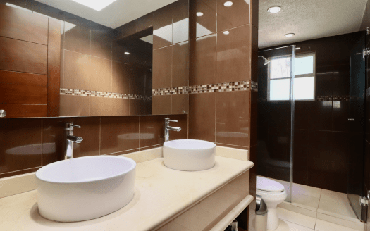 CASA EN VENTA EN MORELIA, VISTAS ALTOZANO