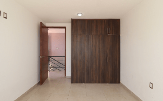 CASA EN VENTA EN MORELIA, VISTAS ALTOZANO