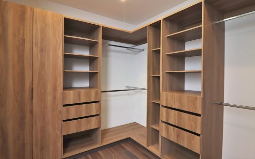 LA CASA DEL ÁRBOL, EN VENTA, ZONA ALTOZANO-MORELIA