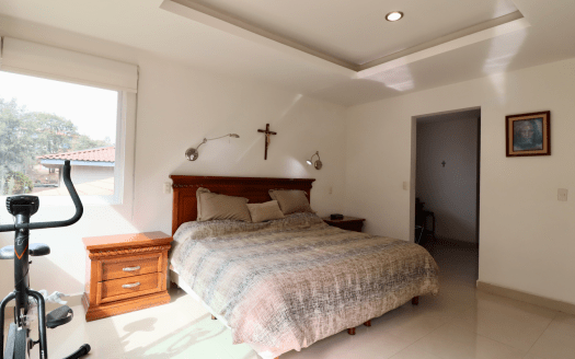 CASA EN VENTA EN MORELIA, CLUB DE GOLF ALTOZANO