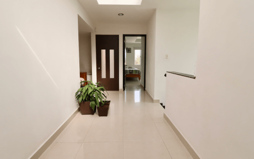 CASA EN VENTA EN MORELIA, CLUB DE GOLF ALTOZANO