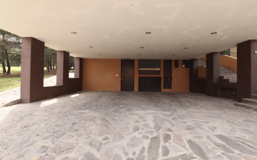 CASA EN VENTA EN MORELIA, CLUB DE GOLF ALTOZANO