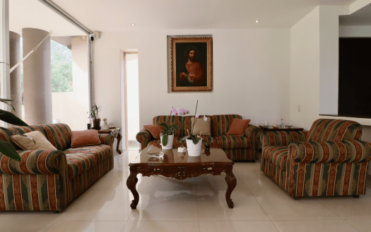 CASA EN VENTA EN MORELIA, CLUB DE GOLF ALTOZANO