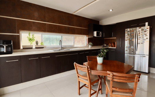 CASA EN VENTA EN MORELIA, CLUB DE GOLF ALTOZANO