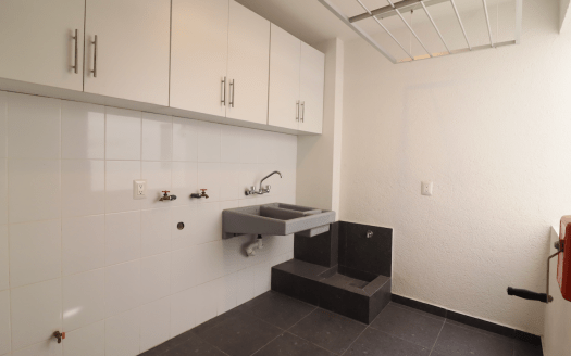 DEPARTAMENTO EN RENTA LA PALOMA, PENTHOUSE.