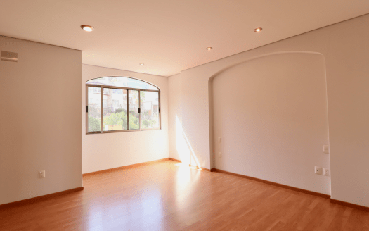 DEPARTAMENTO EN RENTA LA PALOMA, PENTHOUSE.