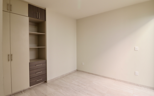 CASA EN VENTA EN MORELIA, FRACC. LAS MARIANAS, ZONA CAMPESTRE DEL VERGEL