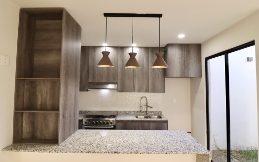 CASA EN VENTA EN MORELIA, FRACC. LAS MARIANAS, ZONA CAMPESTRE DEL VERGEL