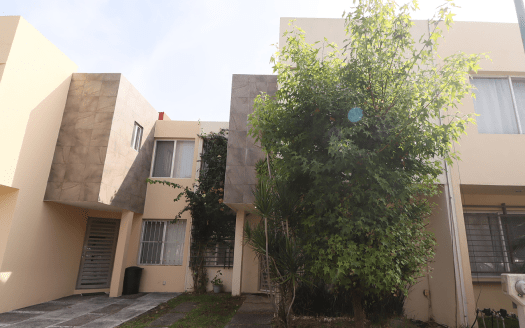 CASA EN VENTA EN MORELIA, FRACCIONAMIENTO REAL VALLADOLID