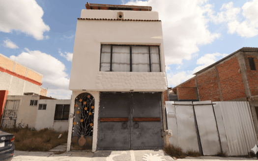 CASA EN VENTA EN MORELIA