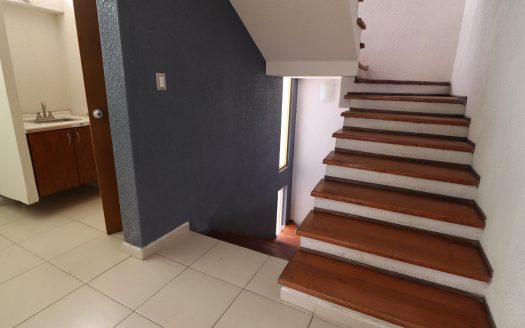 EDIFICIO EN RENTA SOBRE AV. ACUEDUCTO, EN MORELIA