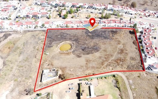 TERRENO EN VENTA EN ALTOZANO CON UBICACIÓN ESTRATÉGICA