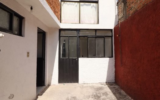 CASA EN VENTA EN MORELIA, COL. INDEPENDENCIA.