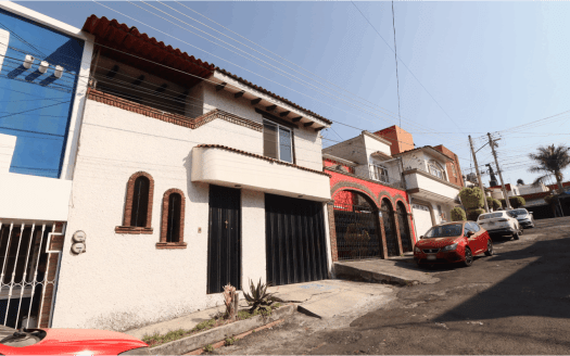 CASA EN VENTA EN MORELIA, BALCONES DE MORELIA.