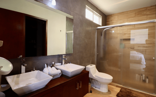 CASA EN VENTA PASEO DEL PARQUE, TRES MARÍAS, MORELIA